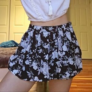 Band of Gypsies Black Floral Skort